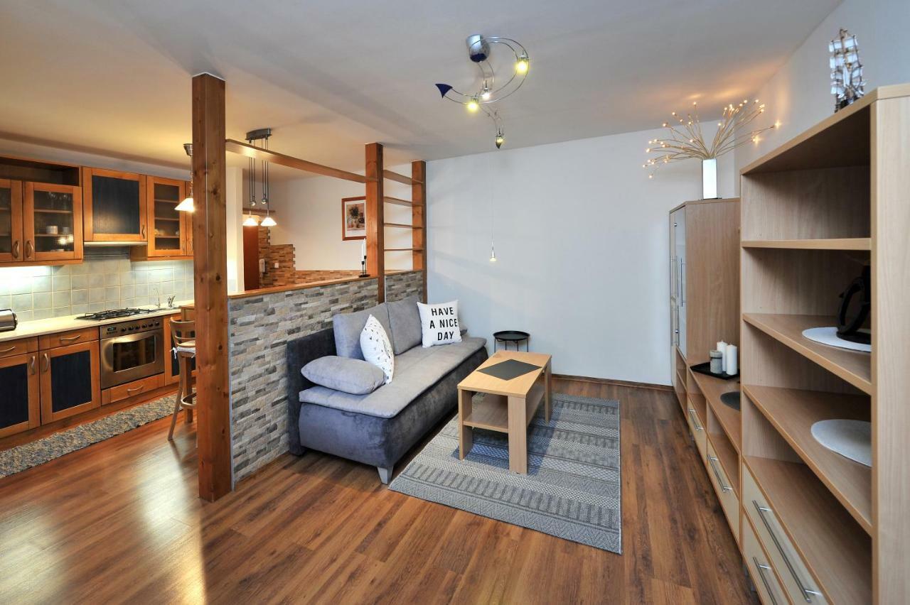 Apartman Zara Вельки-Славков Экстерьер фото