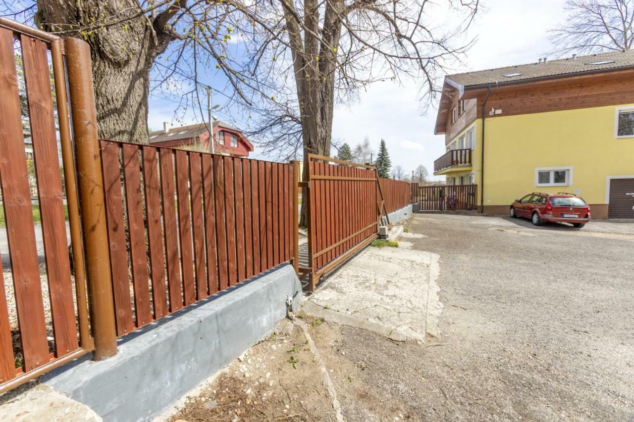 Apartman Zara Вельки-Славков Экстерьер фото